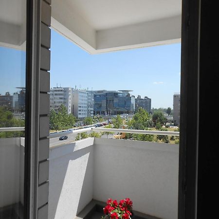 Apartment Erste Beograd Bagian luar foto